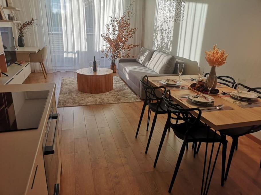M&M2 Apartment Near Center With Free Parking - Ac Košice Eksteriør billede