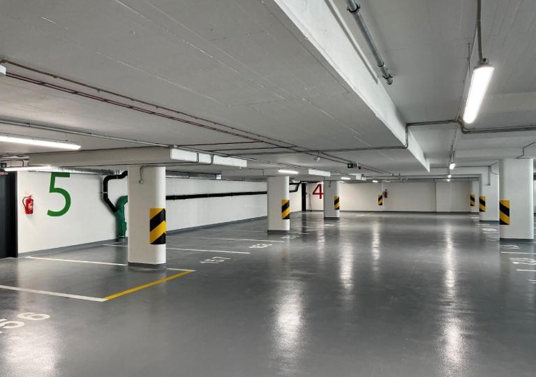 M&M2 Apartment Near Center With Free Parking - Ac Košice Eksteriør billede